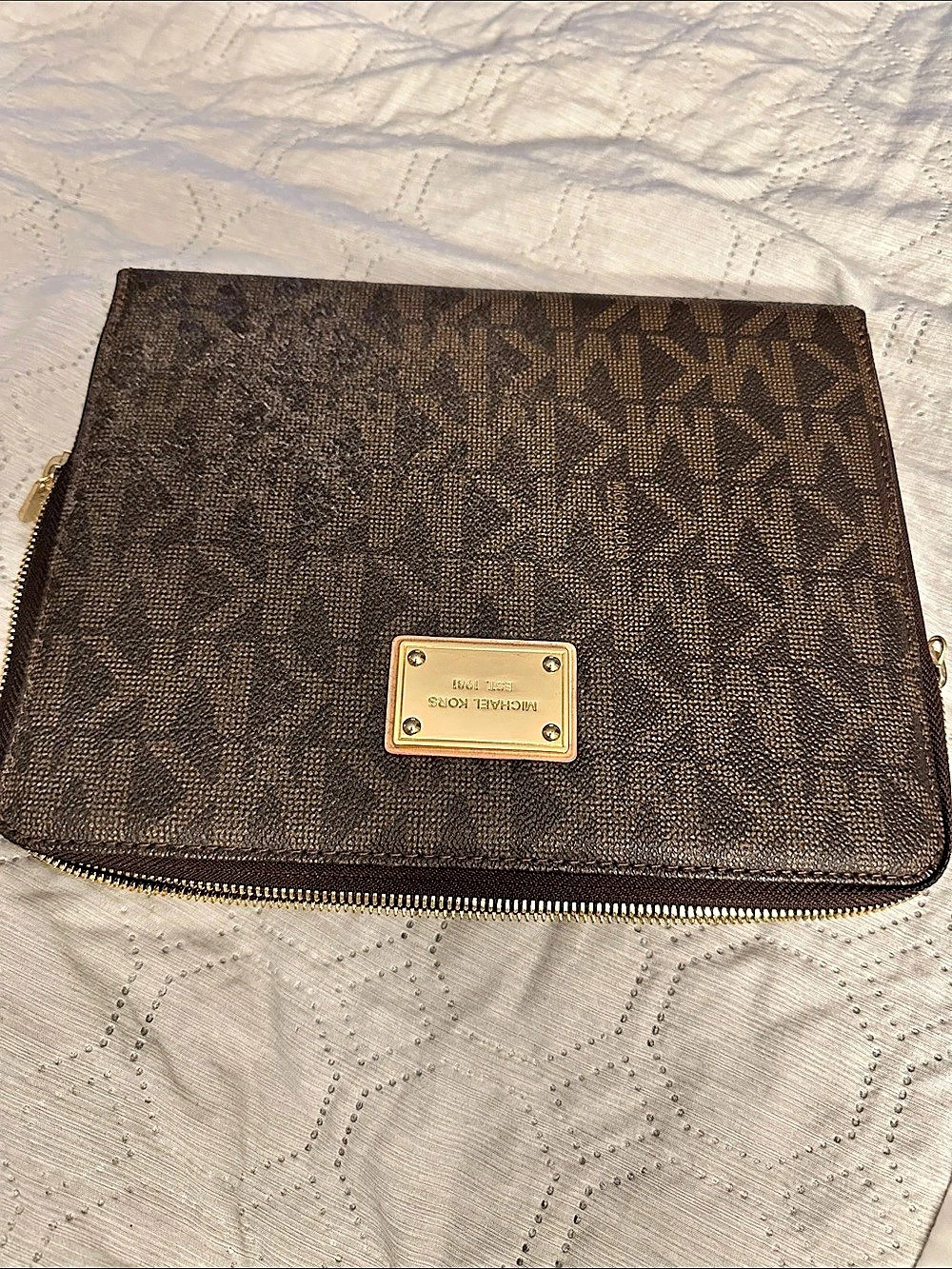 Michael Kors Signature Logo iPad Tablet Case Folio Brown & Gold